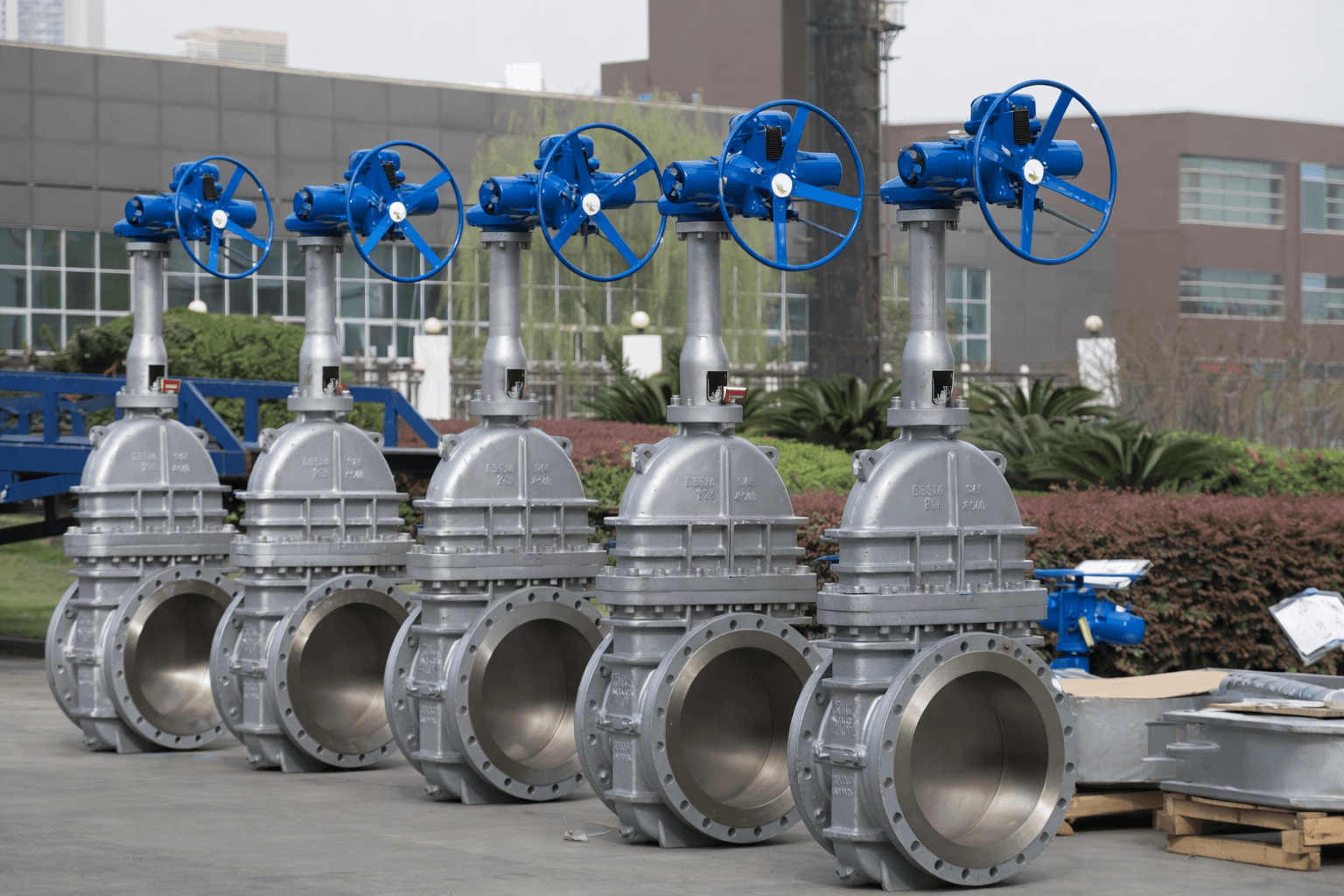 Gate Valve vs Globe Valve Differences and Applications
